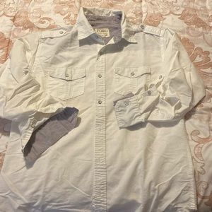 Paper denim and cloth size Medium button down collar shirt 2 front pockets cream